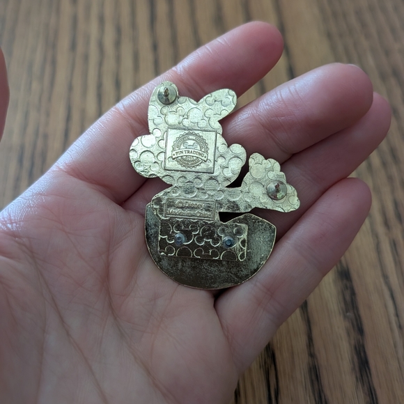 Disney Pin - Picture 2 of 4